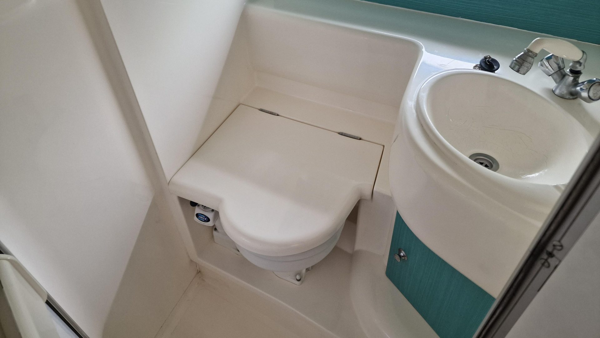 Sealine S34