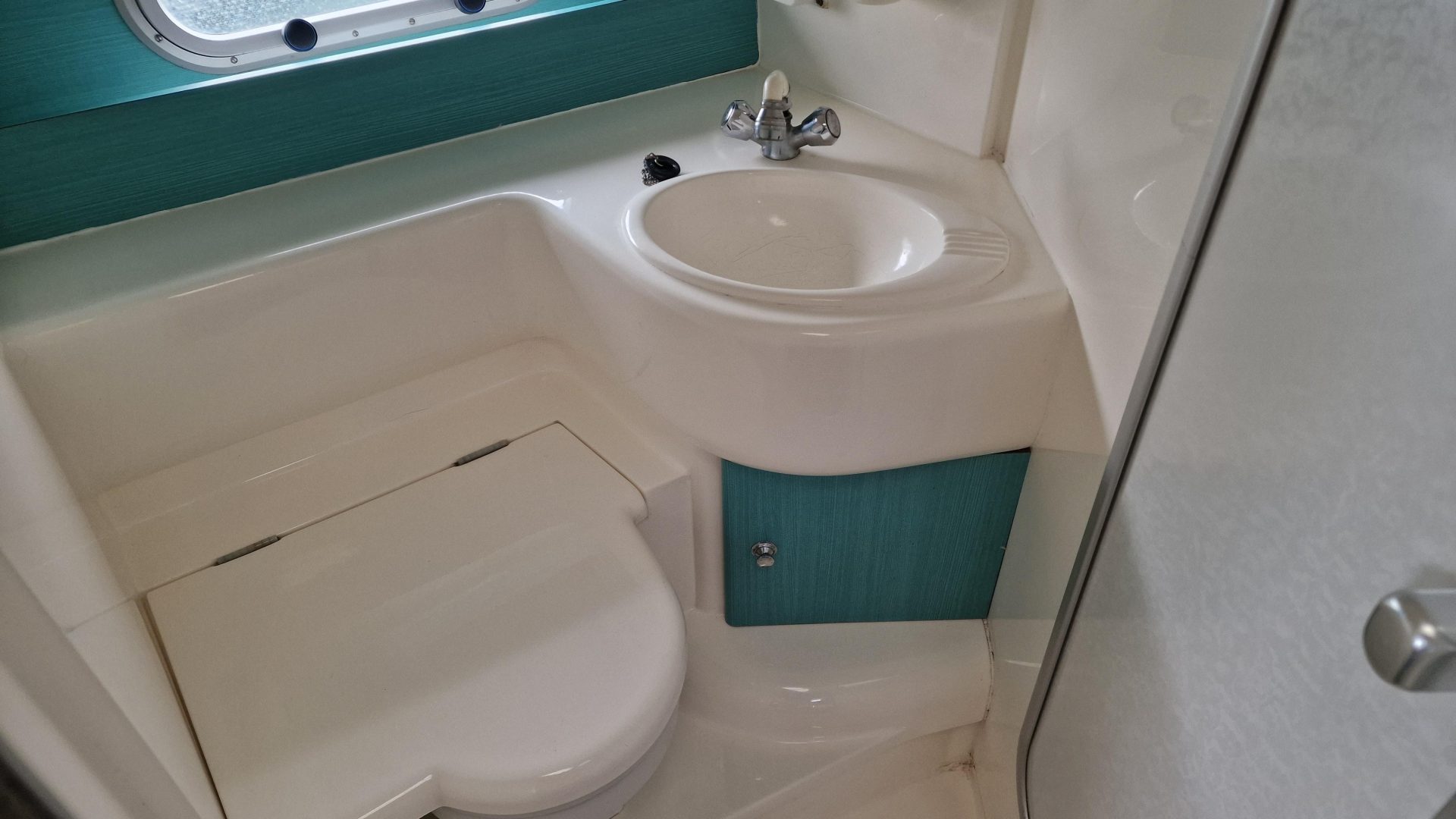 Sealine S34