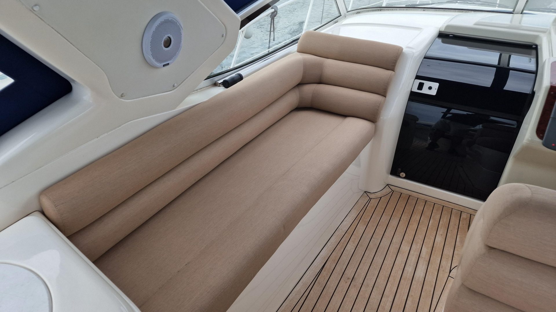 Sealine S34