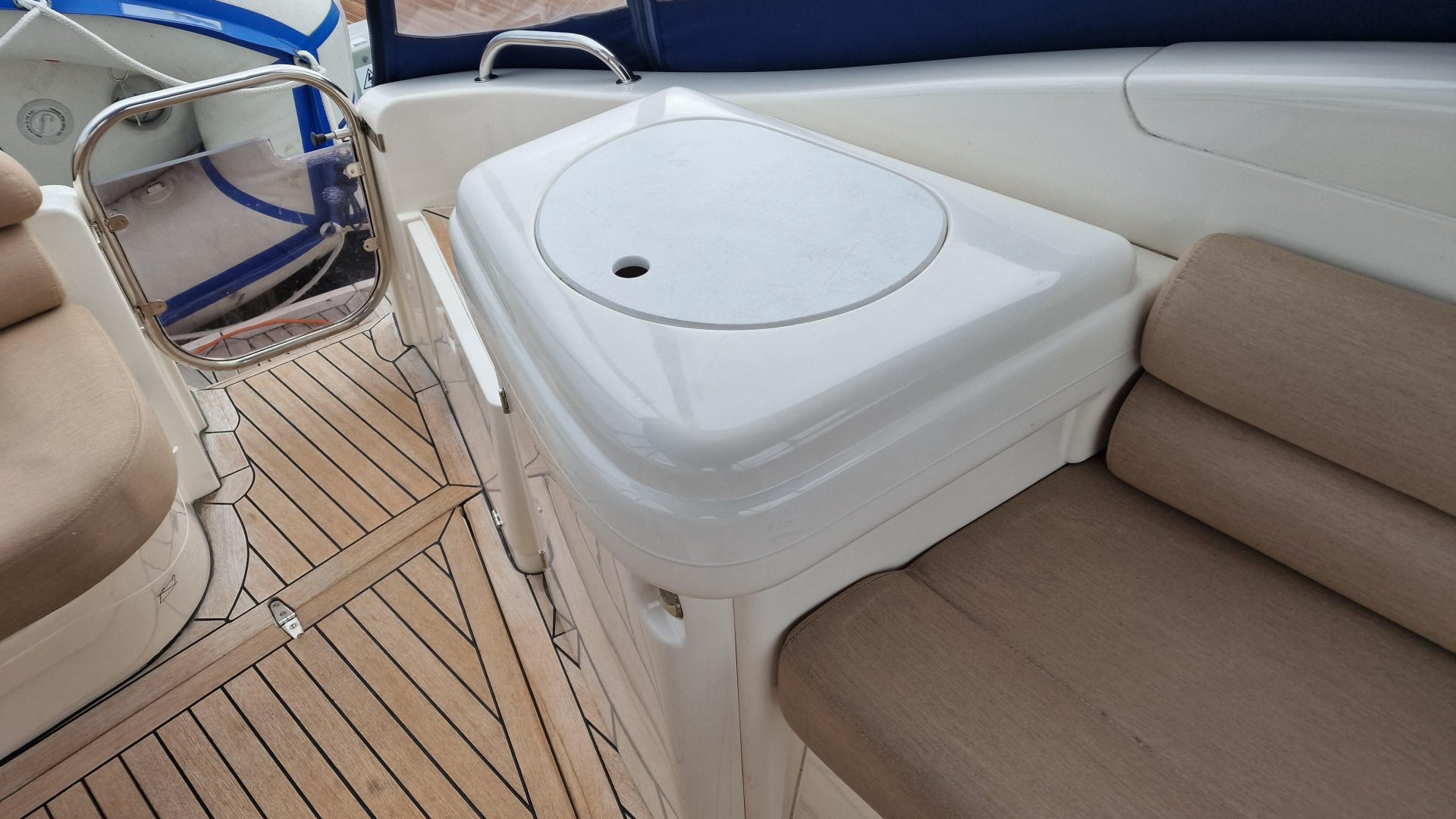 Sealine S34
