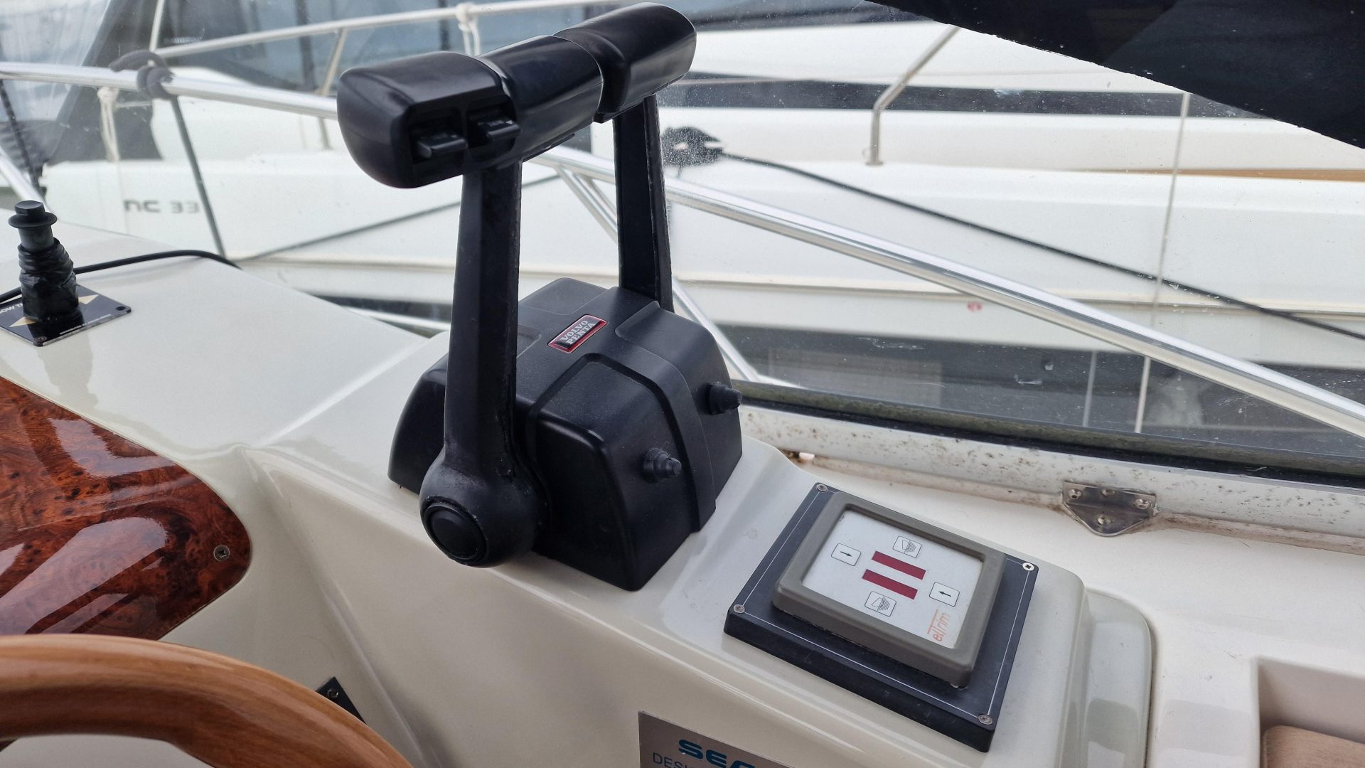 Sealine S34