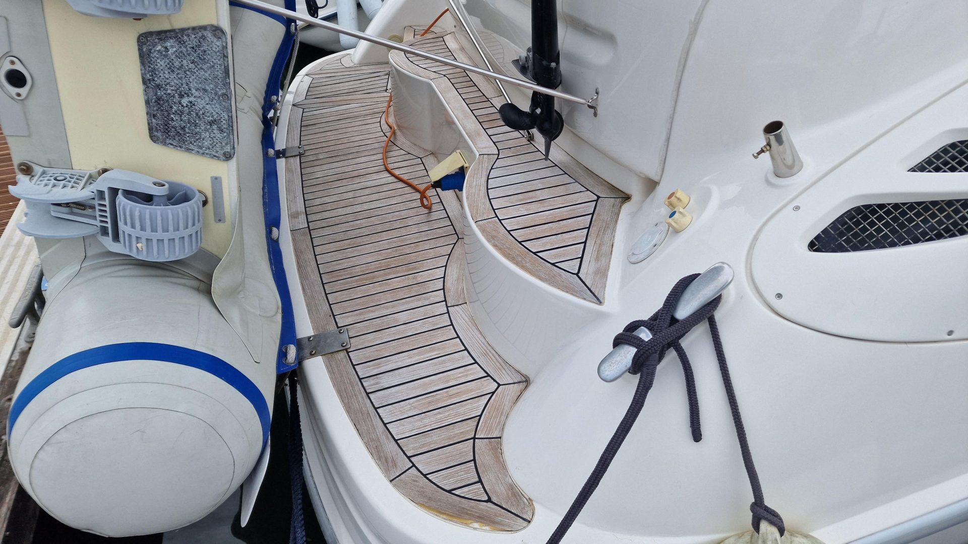 Sealine S34