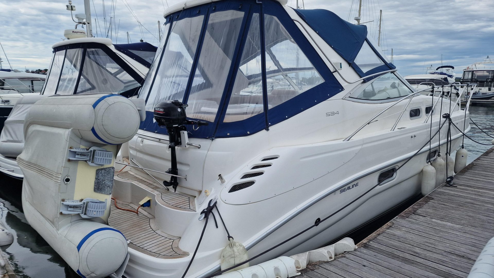 Sealine S34