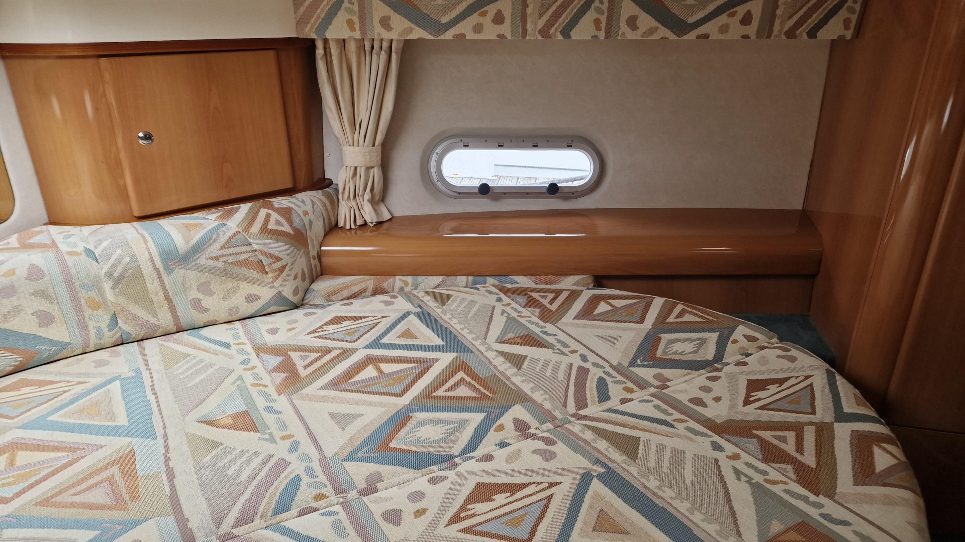 Sealine S34