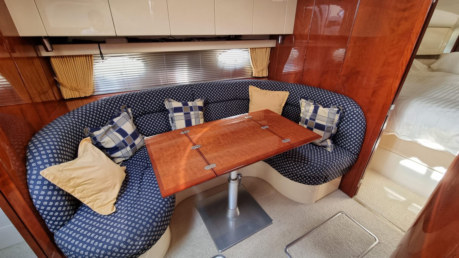 Fairline Targa 37