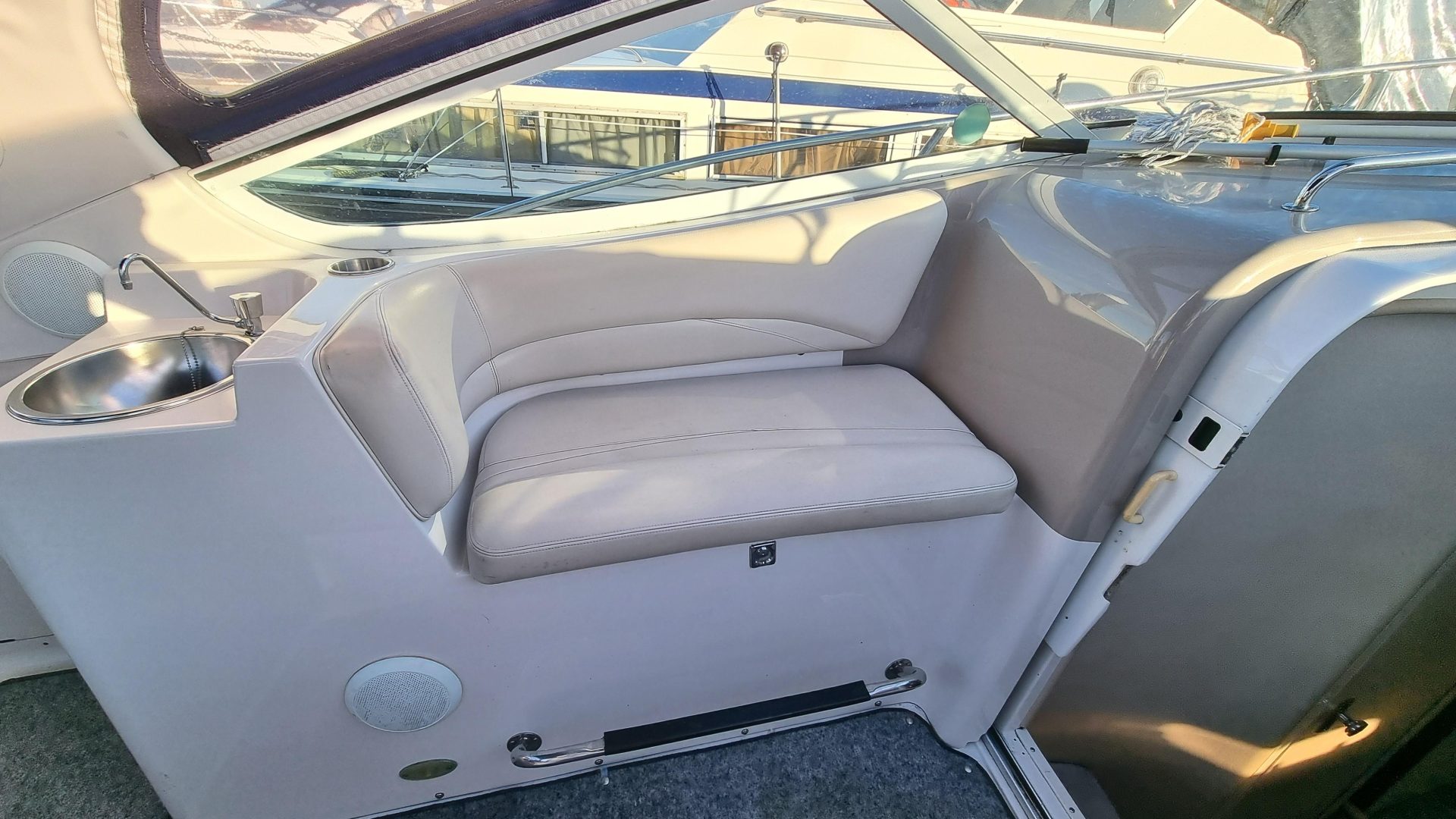 Four Winns 328 Vista