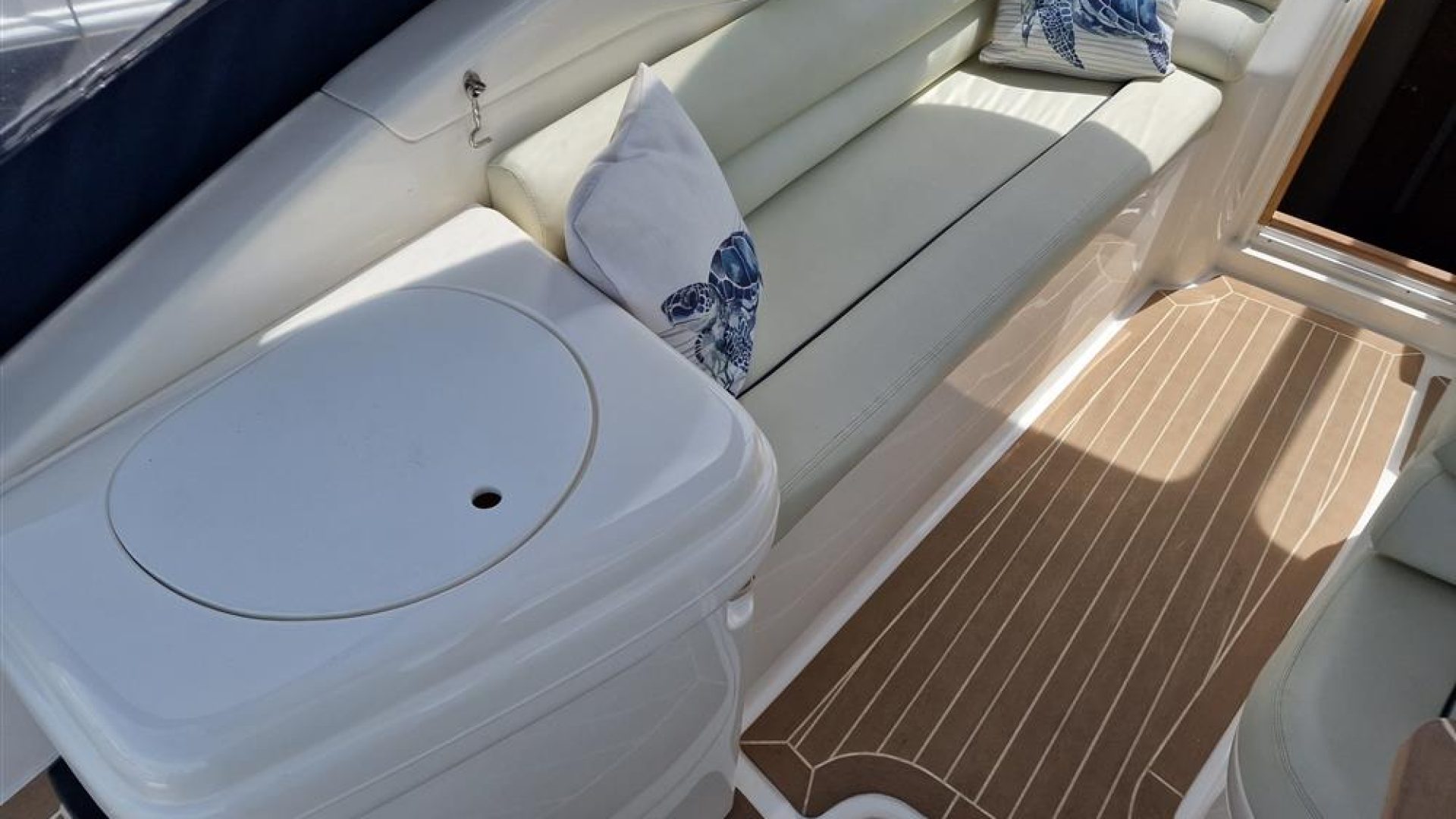 Sealine S34