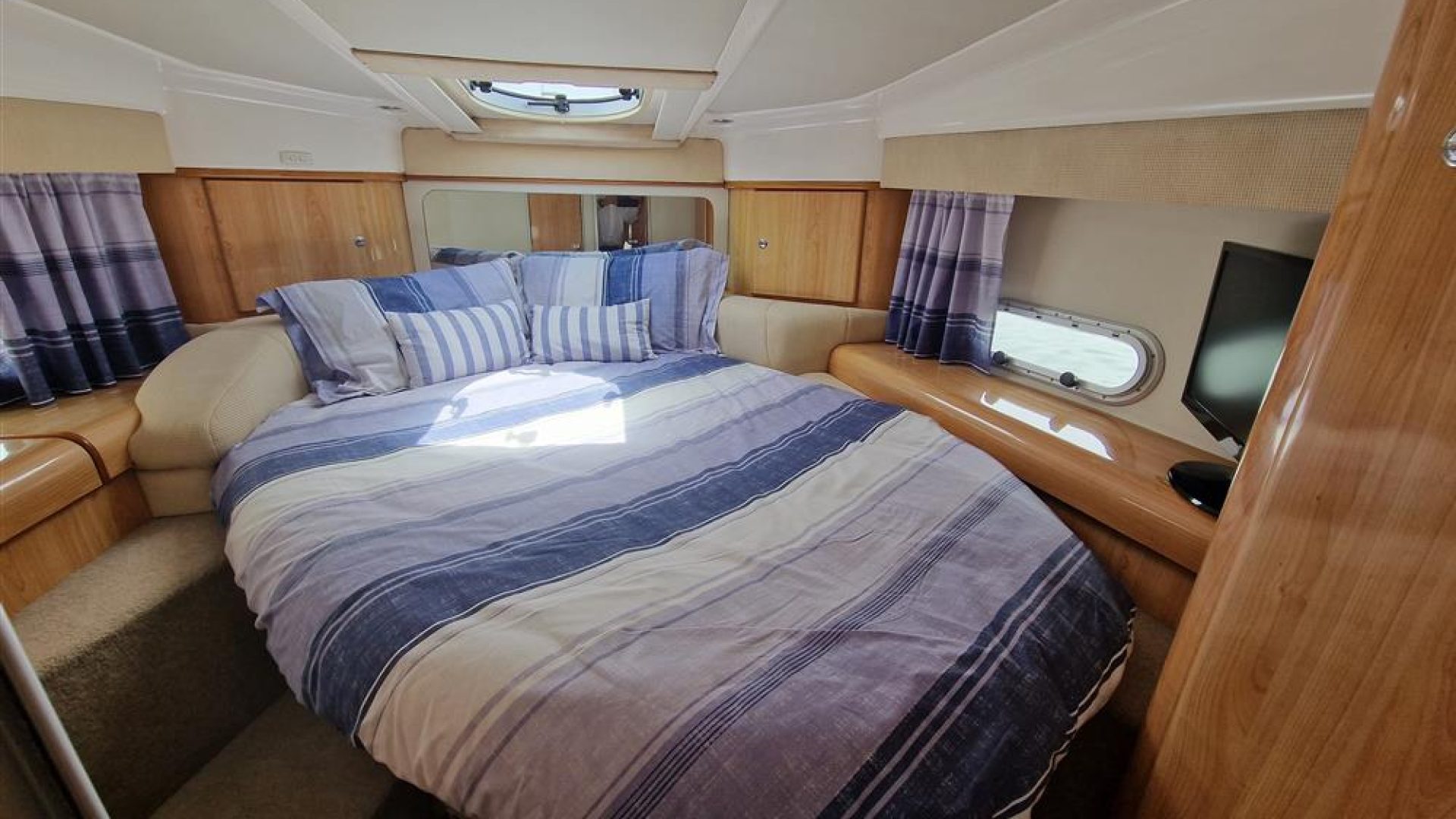 Sealine S34