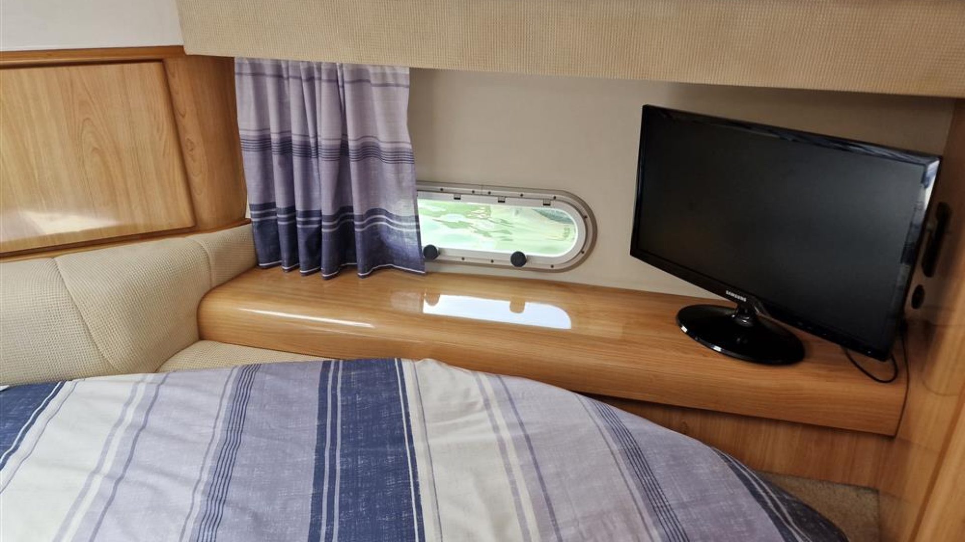 Sealine S34