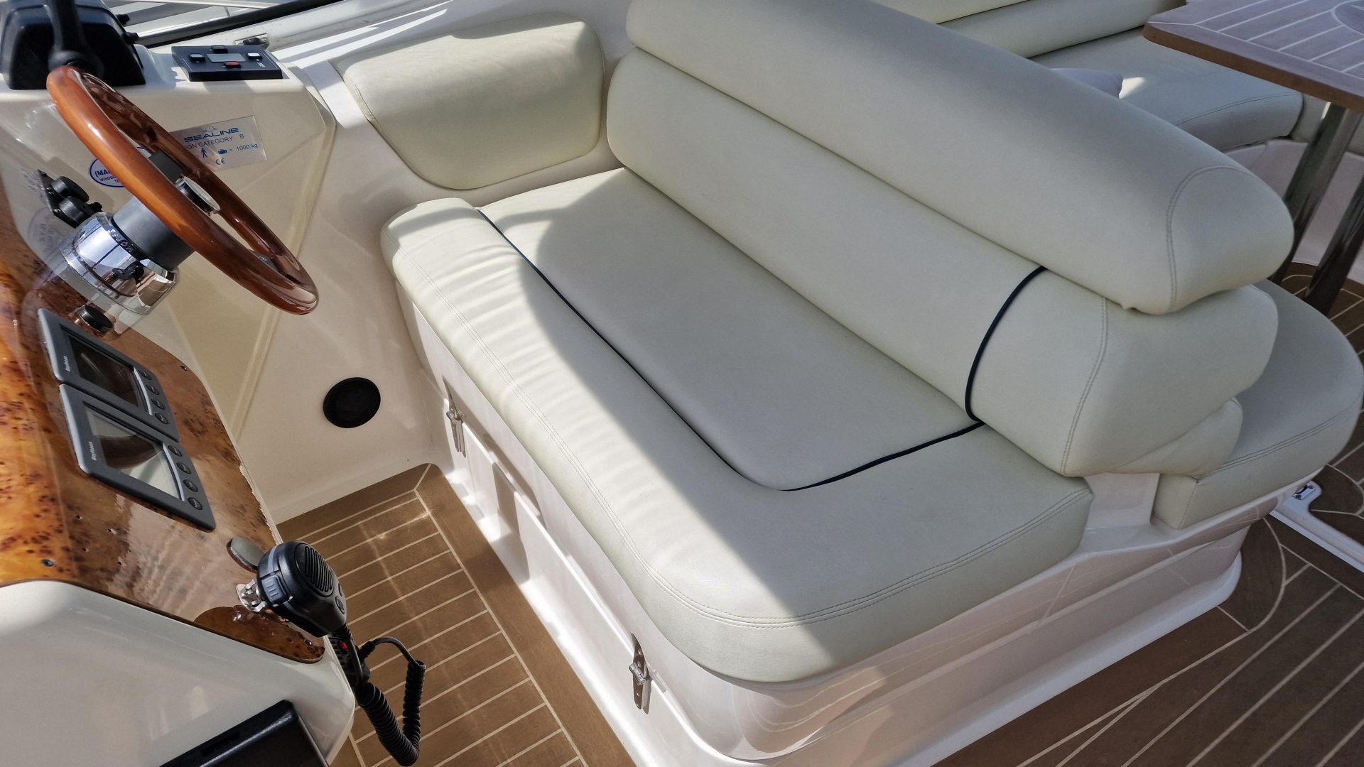 Sealine S34