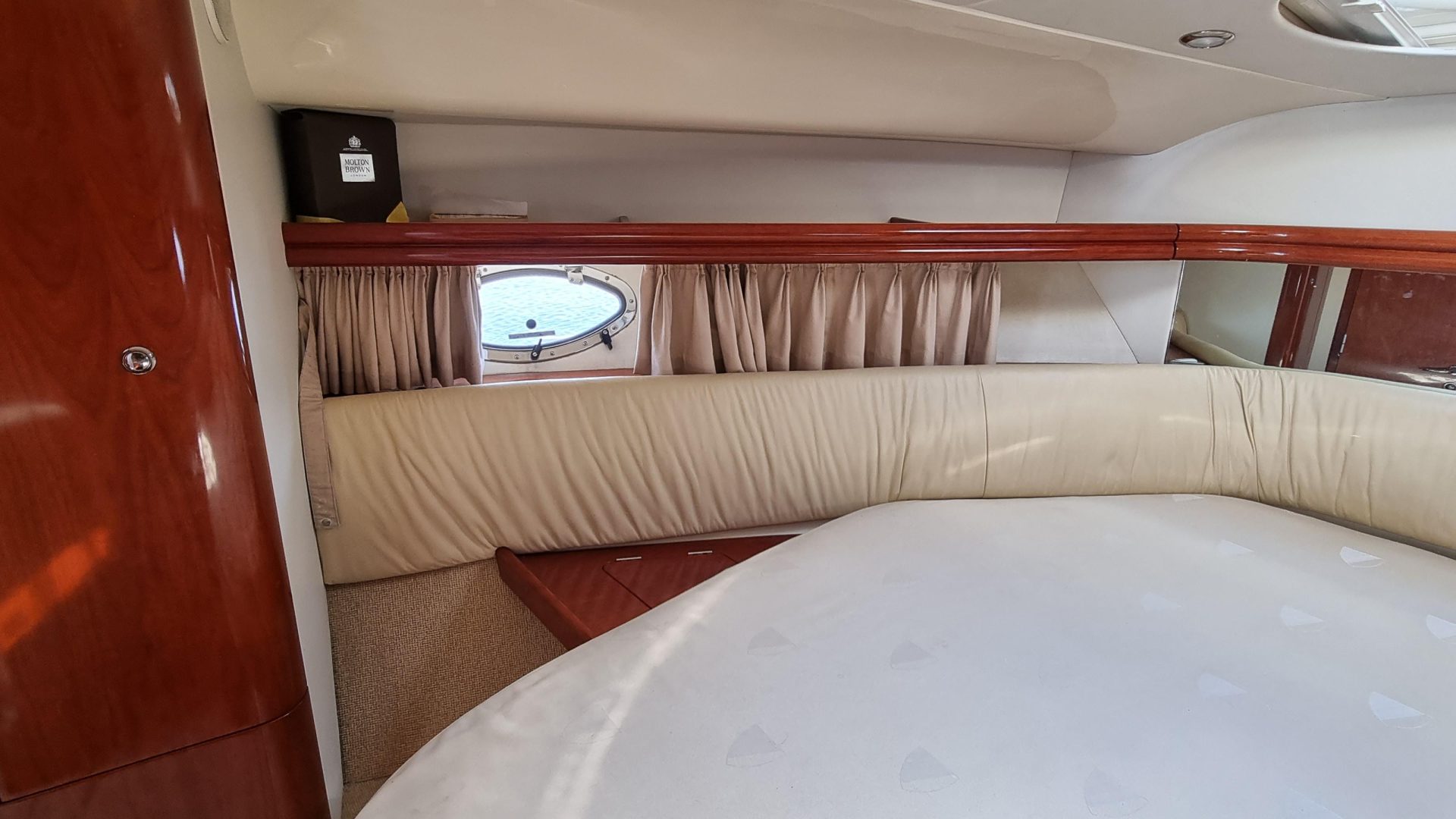 Fairline Phantom 38