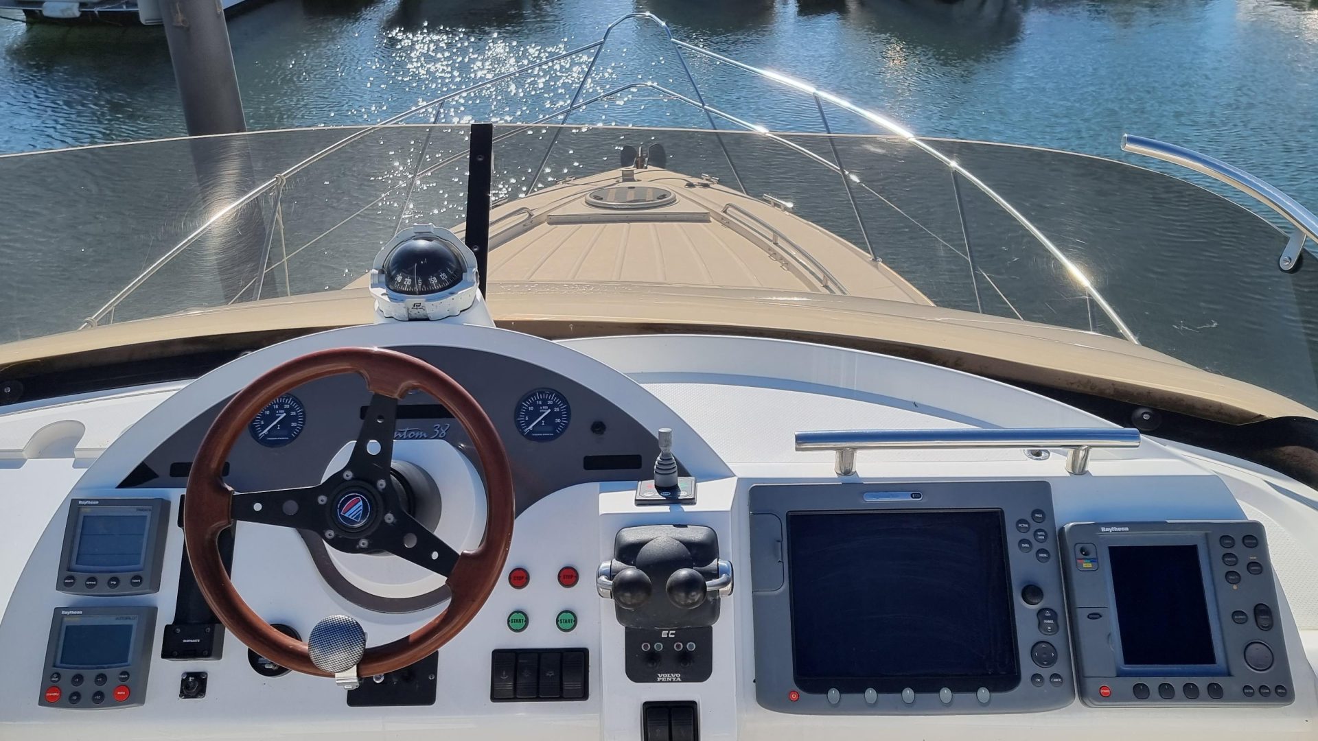 Fairline Phantom 38