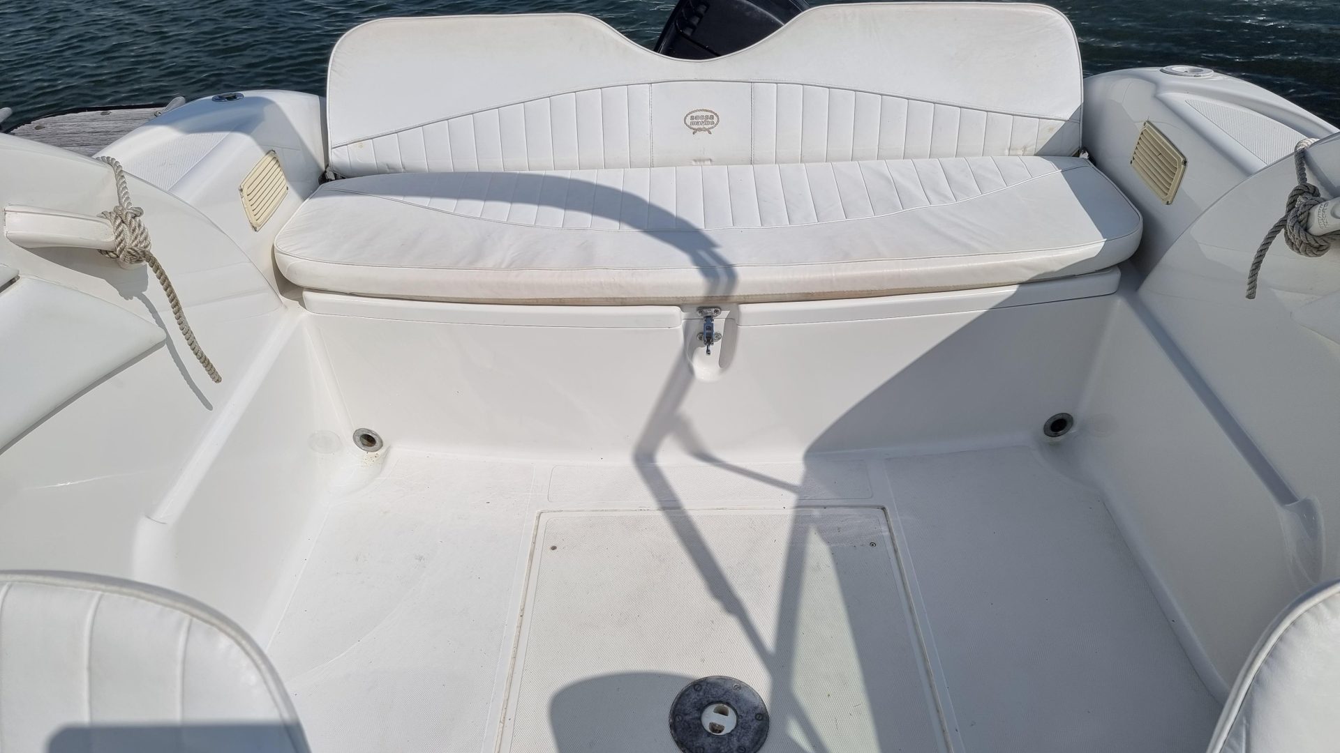 Sessa Marine Islamorada 21