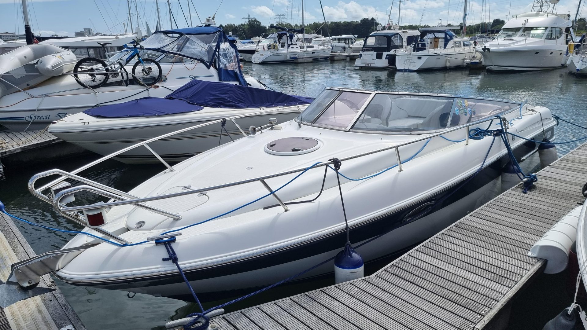 Bavaria 25 DC