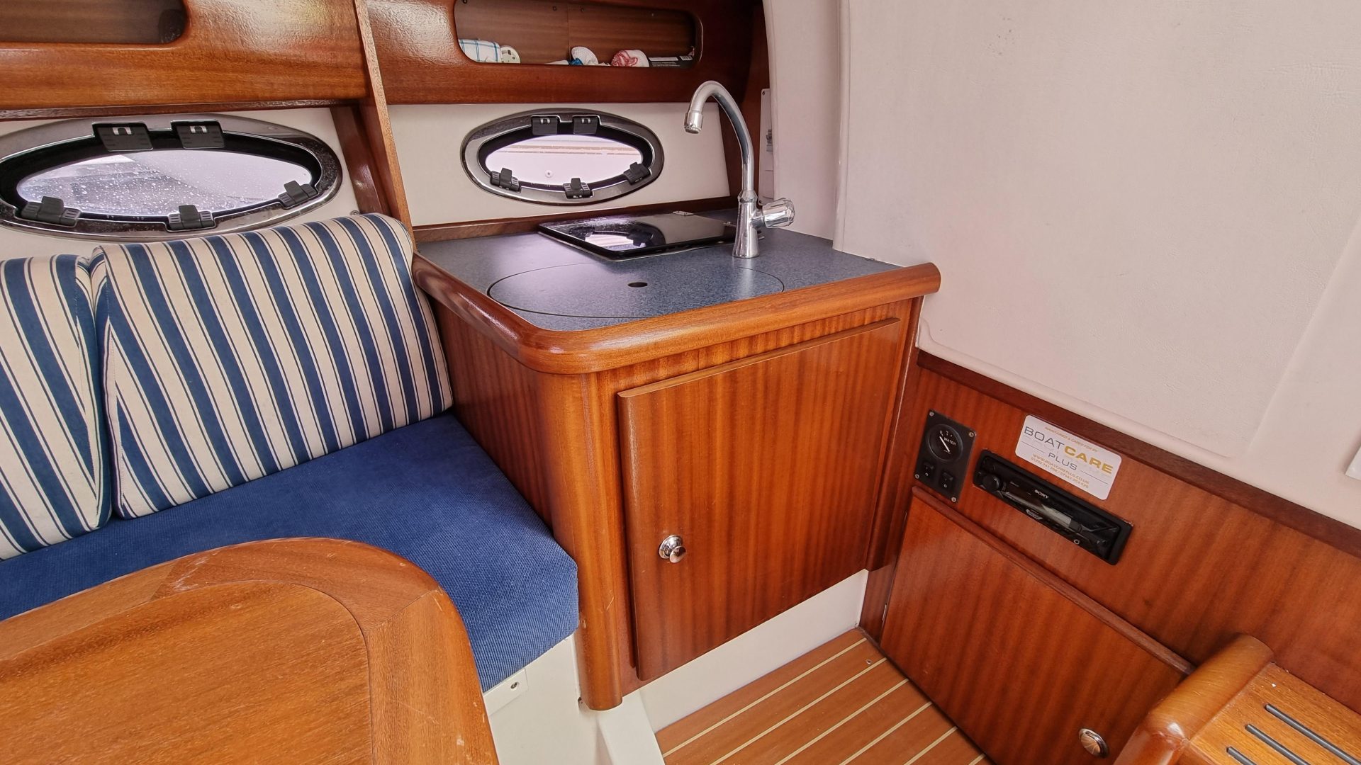 Bavaria 25 DC