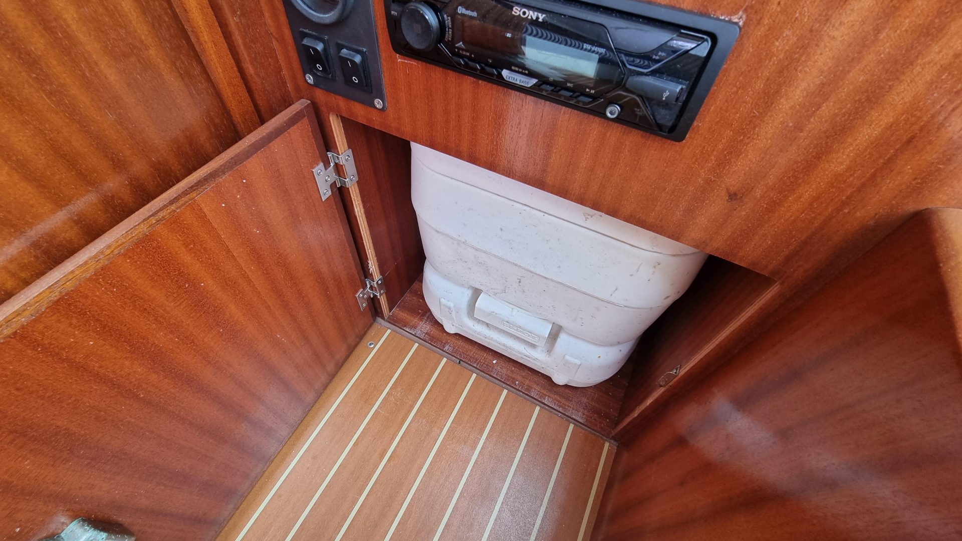 Bavaria 25 DC