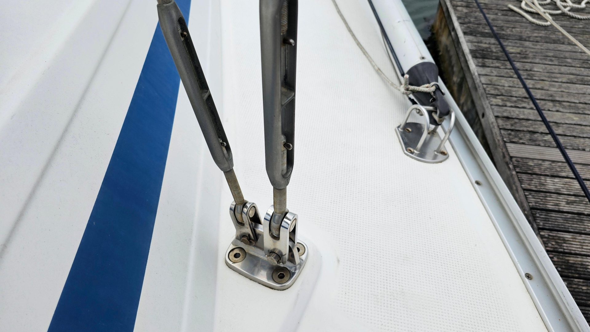 Bavaria 37