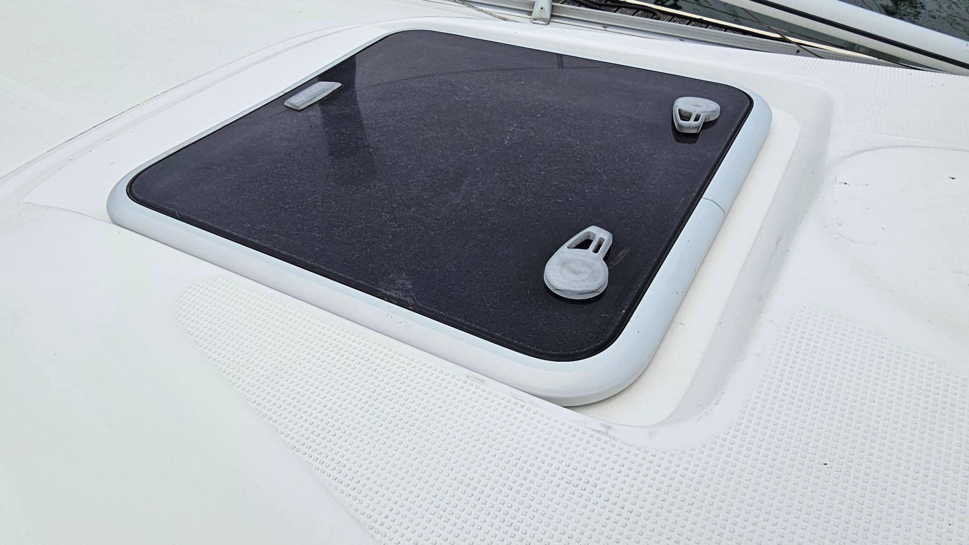Bavaria 37