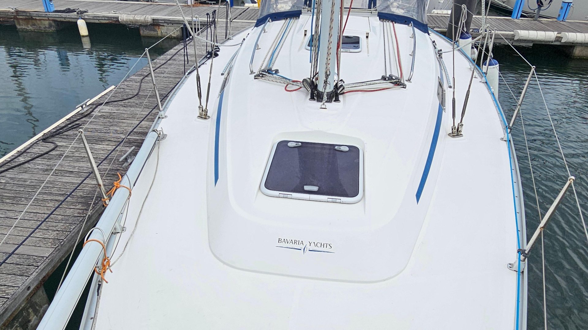 Bavaria 37