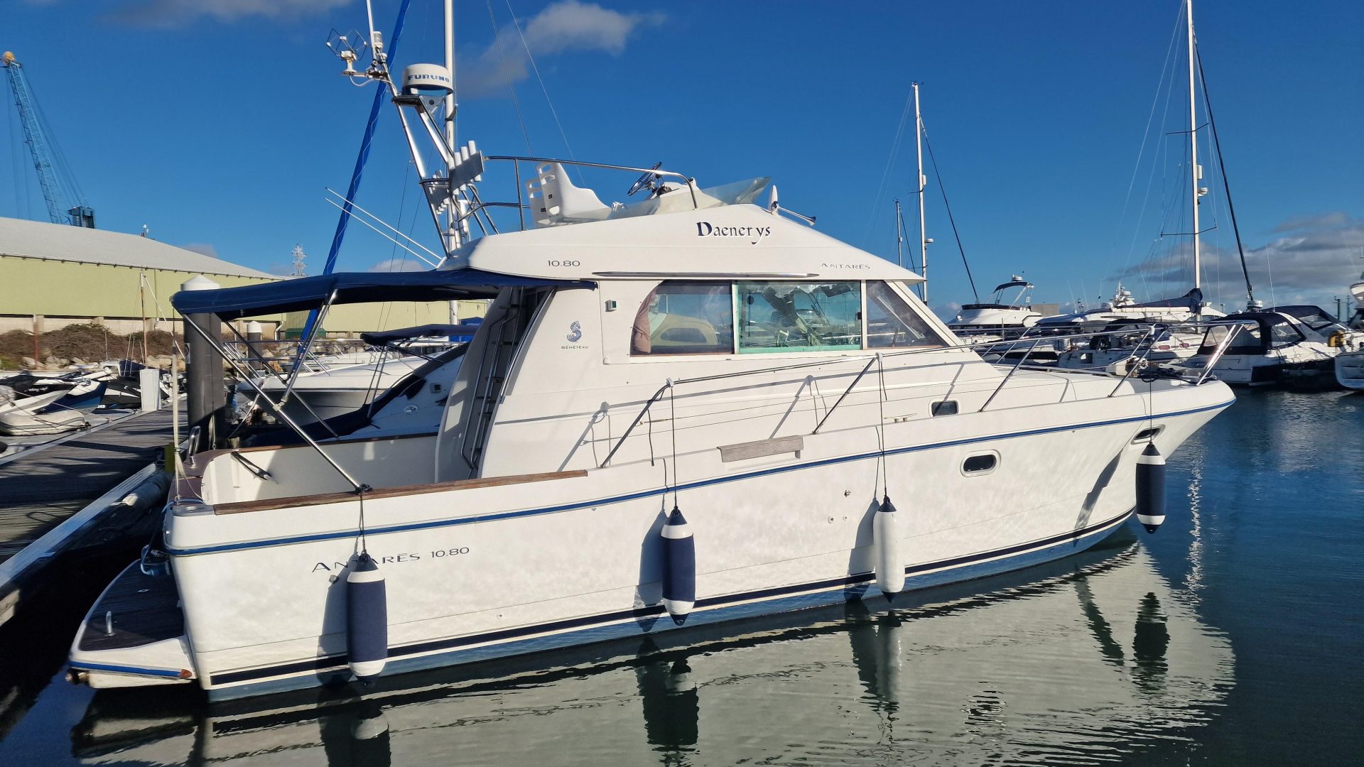 Beneteau Antares 10.80