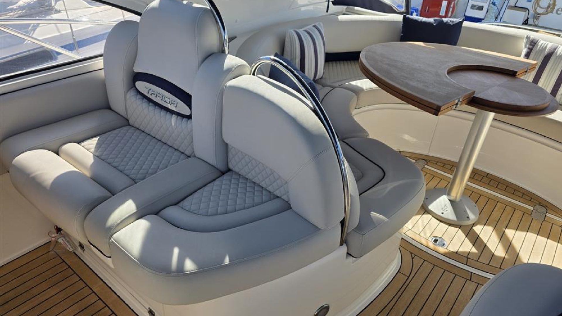Fairline Targa 43