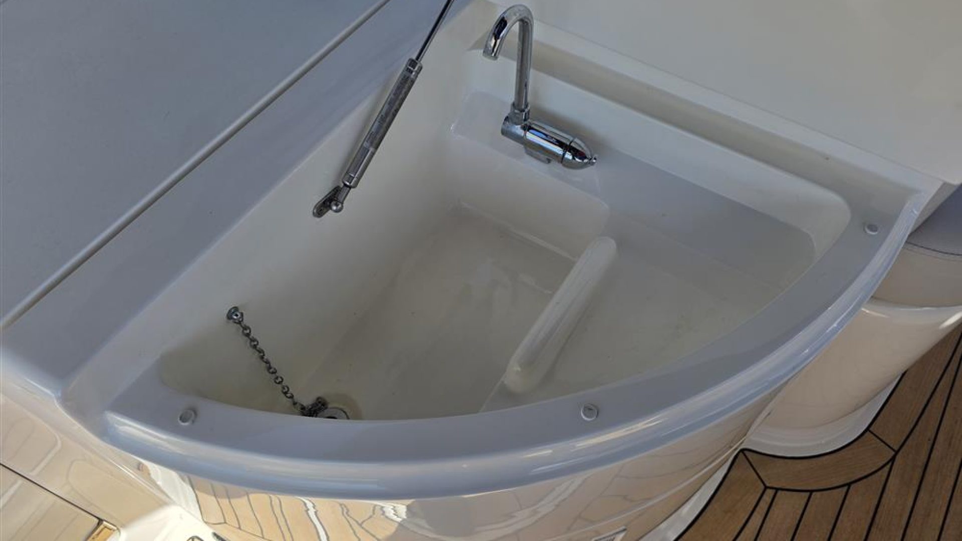 Fairline Targa 43