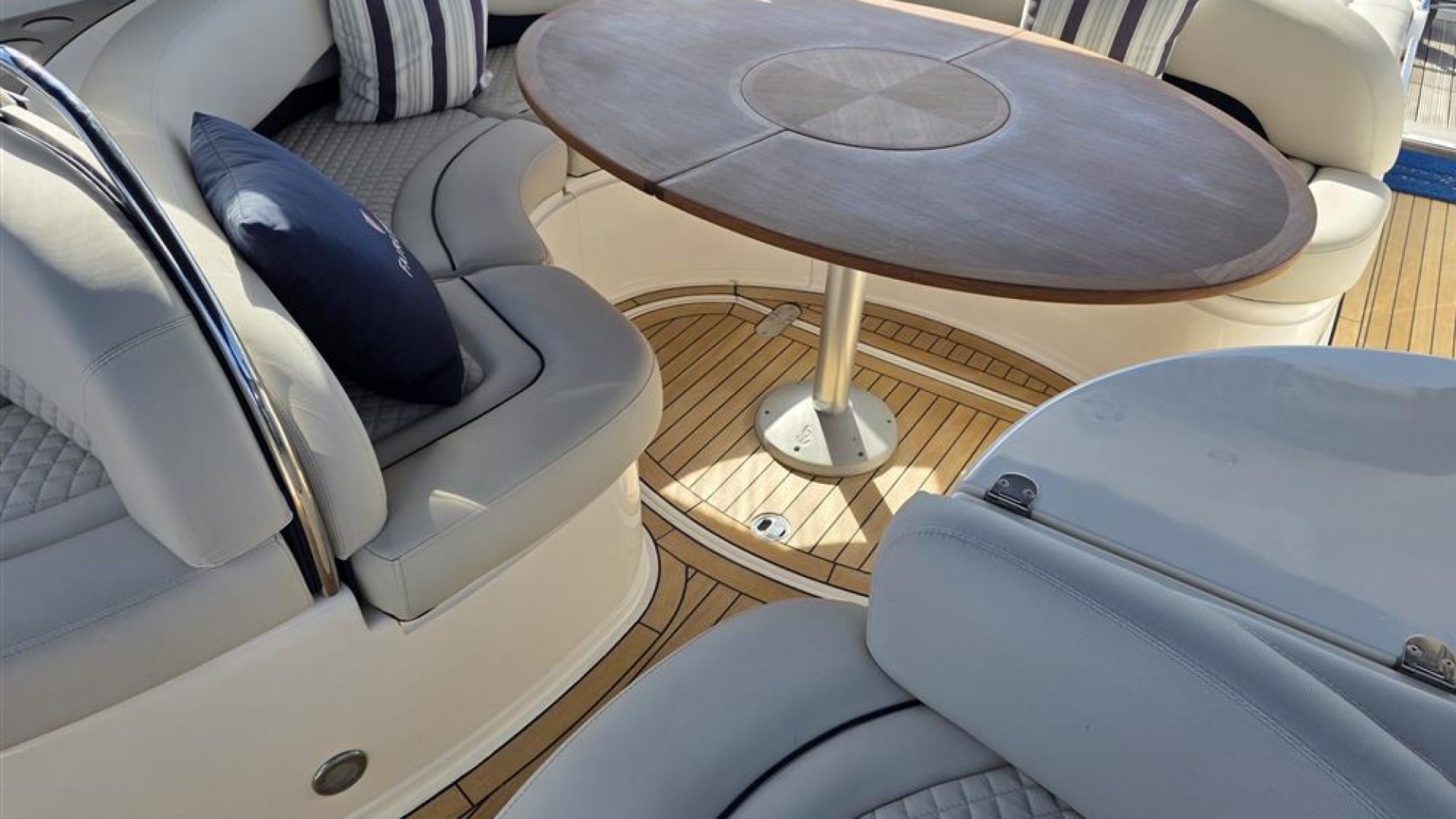 Fairline Targa 43