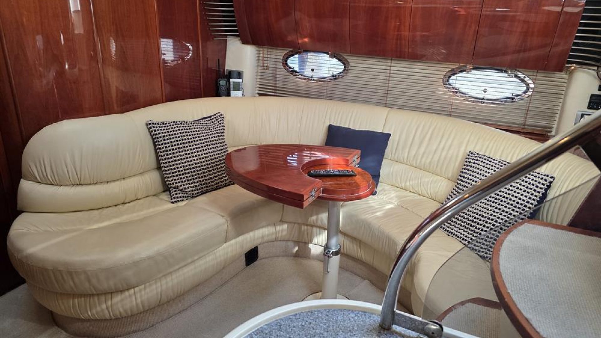 Fairline Targa 43