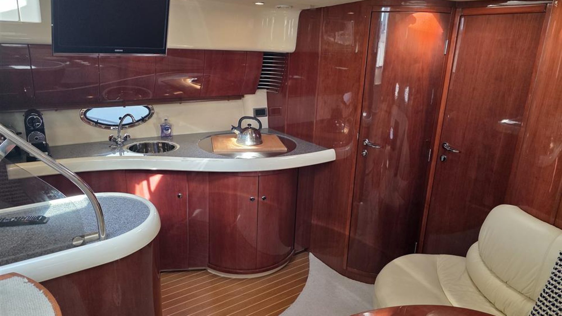 Fairline Targa 43