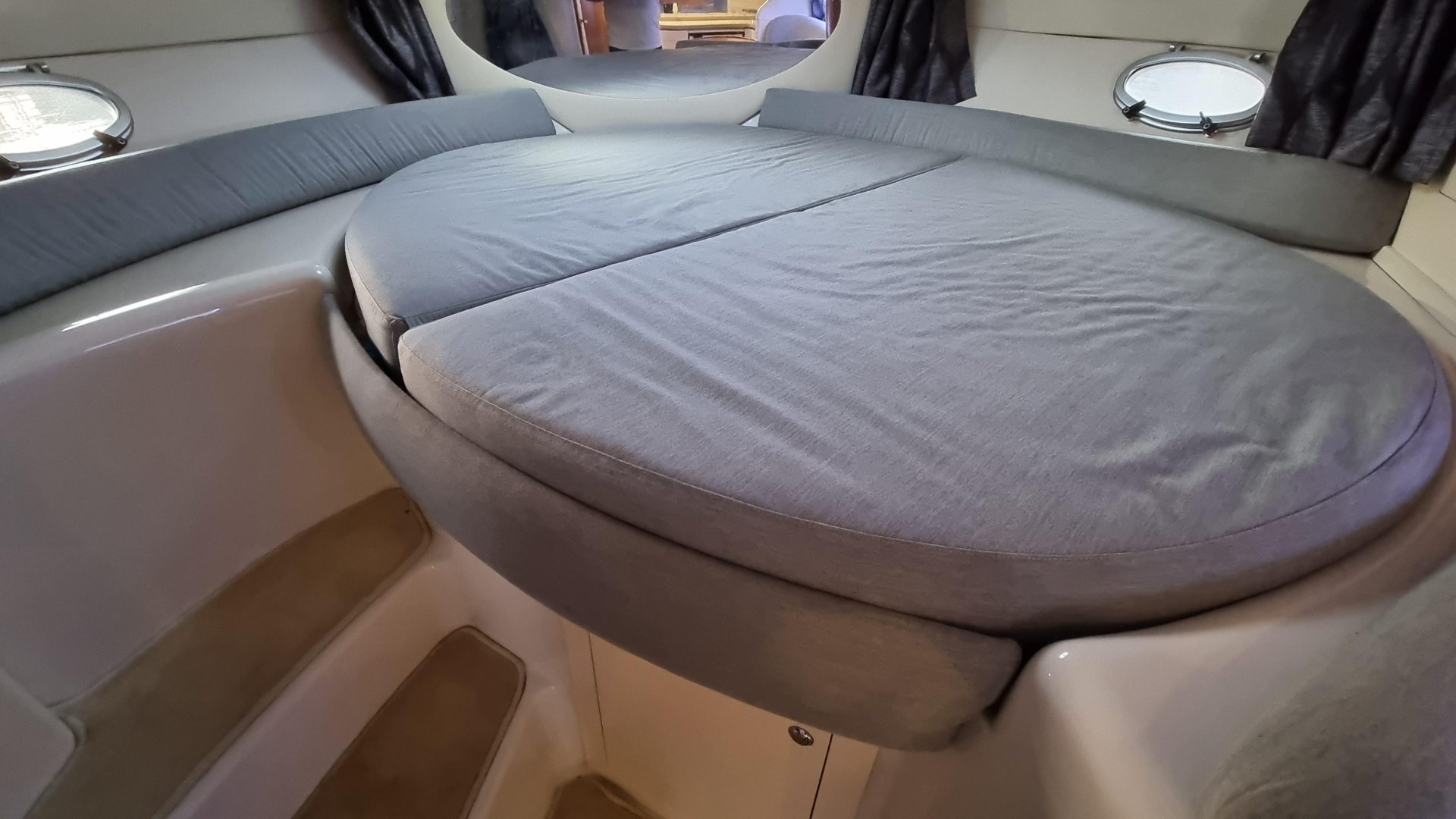 Sessa Marine Oyster 35
