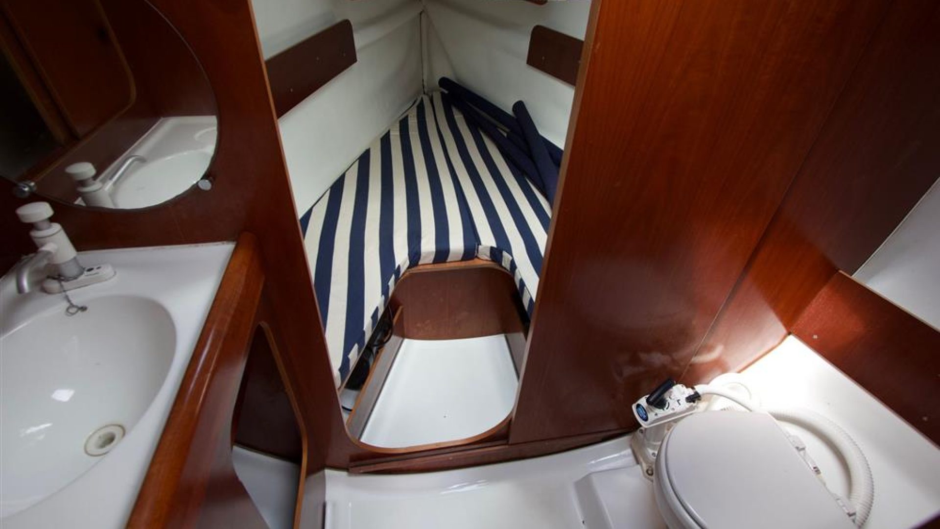 Beneteau First 260