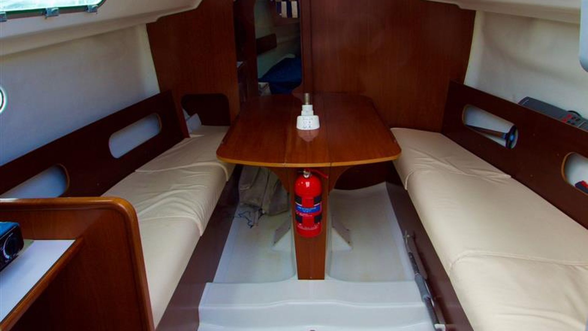 Beneteau First 260