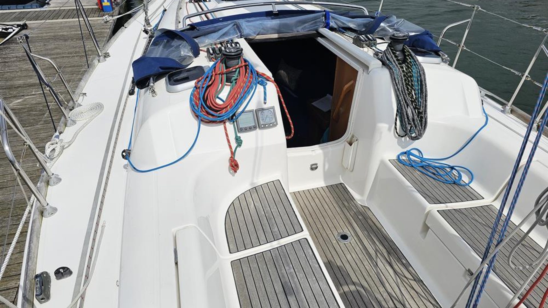Dufour 34 Performance