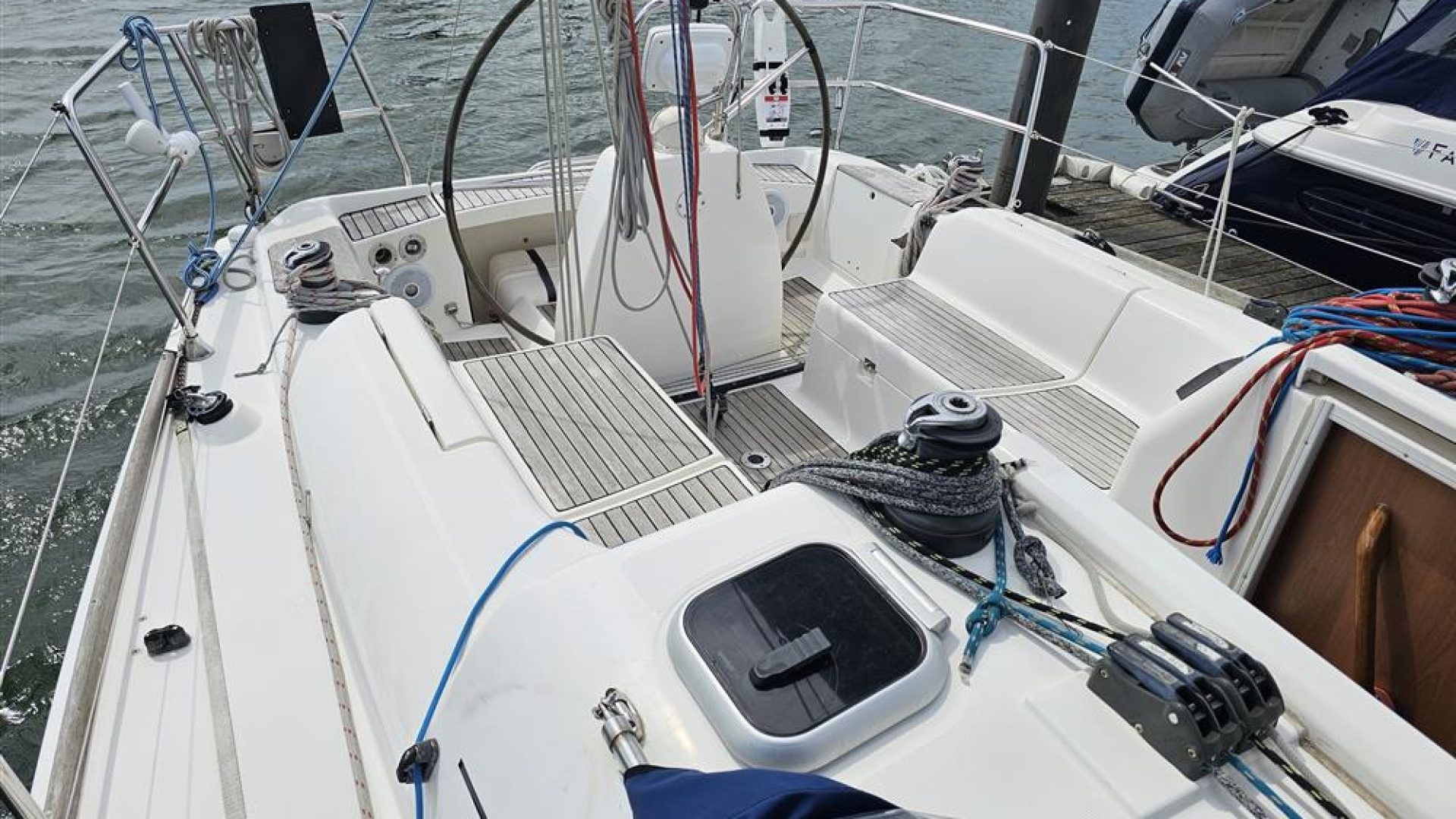 Dufour 34 Performance