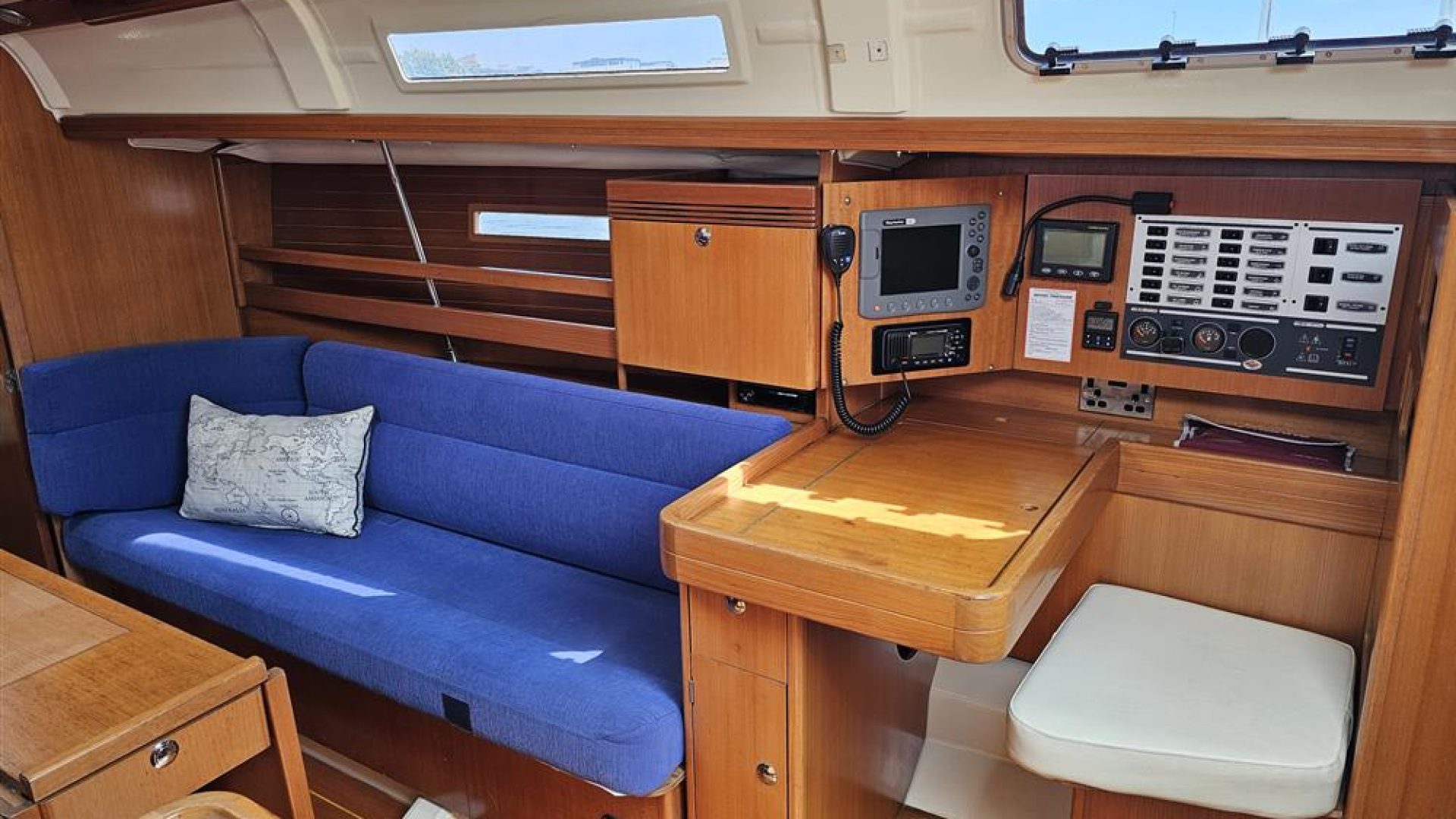 Dufour 34 Performance
