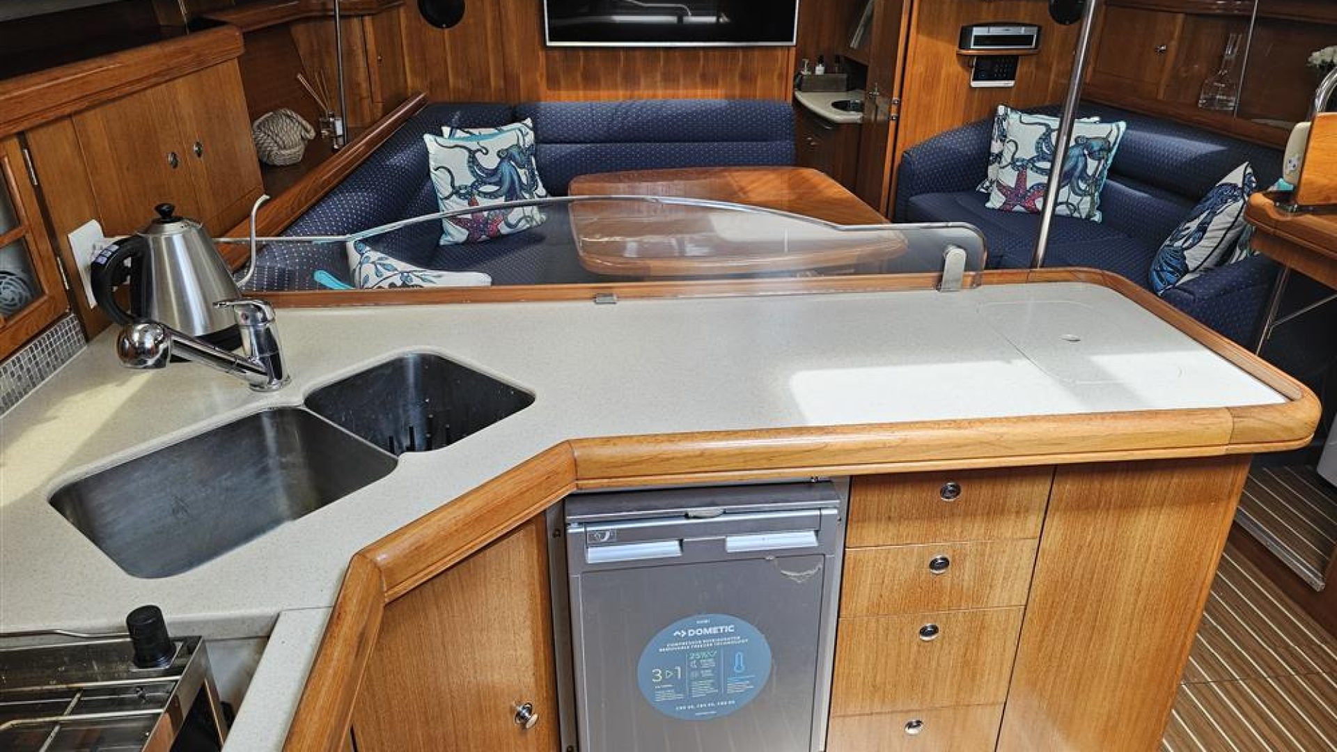 Hunter 41