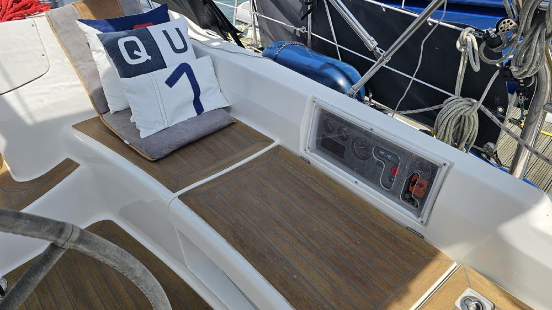 Hunter 41