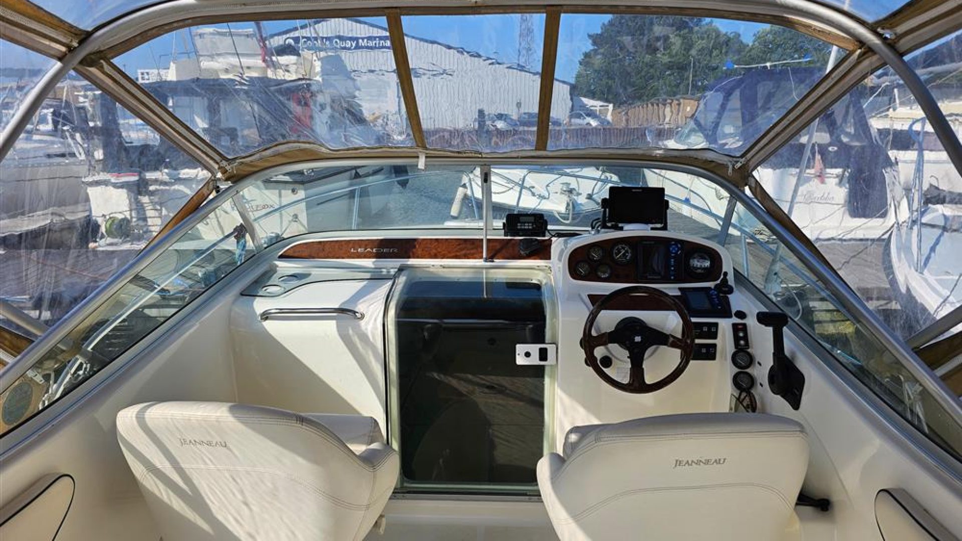 Jeanneau Leader 705
