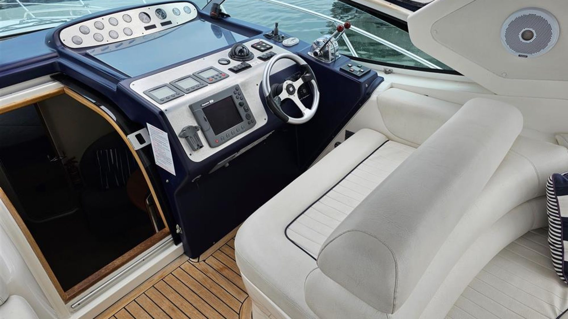 Sealine S34