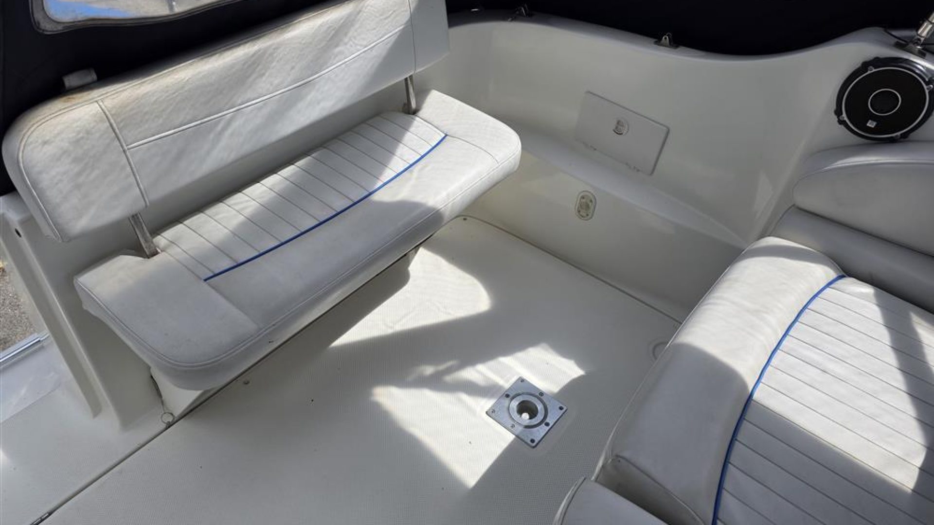 Bayliner 245