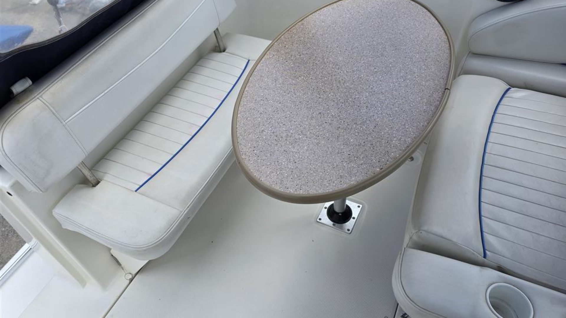 Bayliner 245
