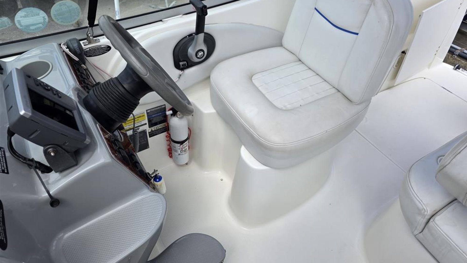 Bayliner 245