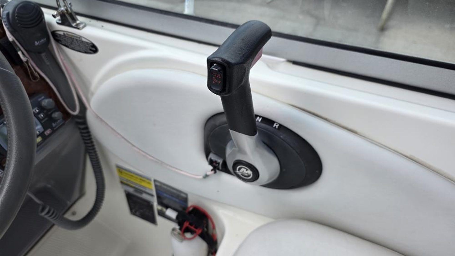 Bayliner 245