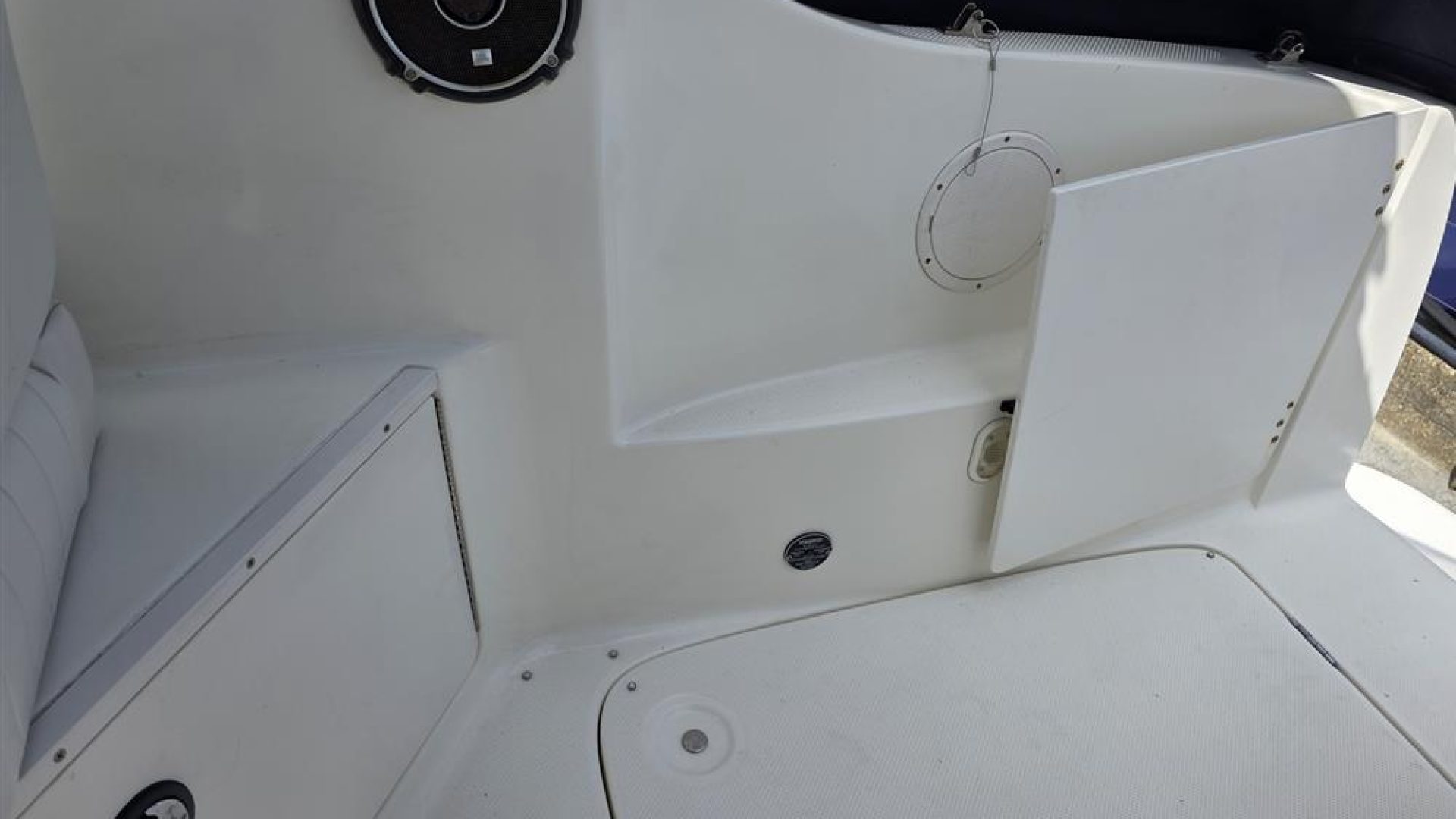 Bayliner 245