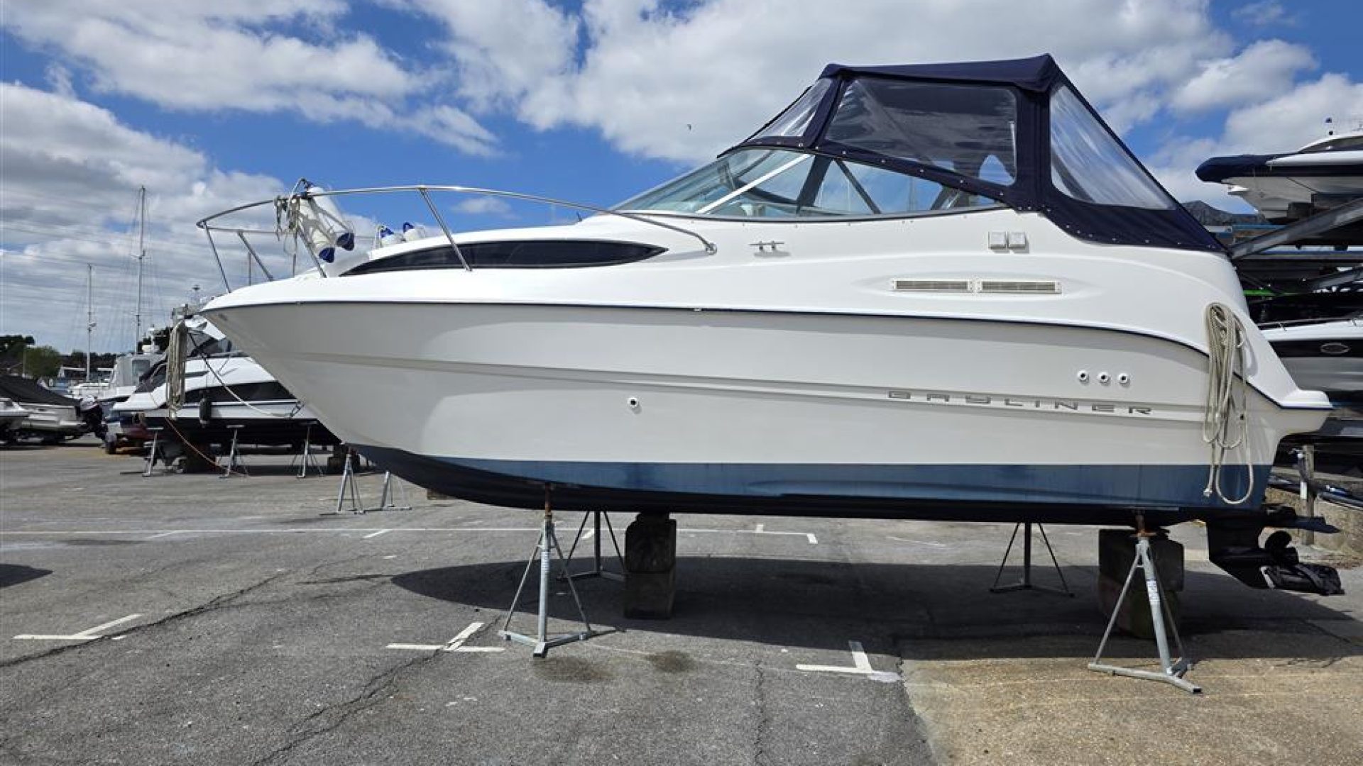 Bayliner 245