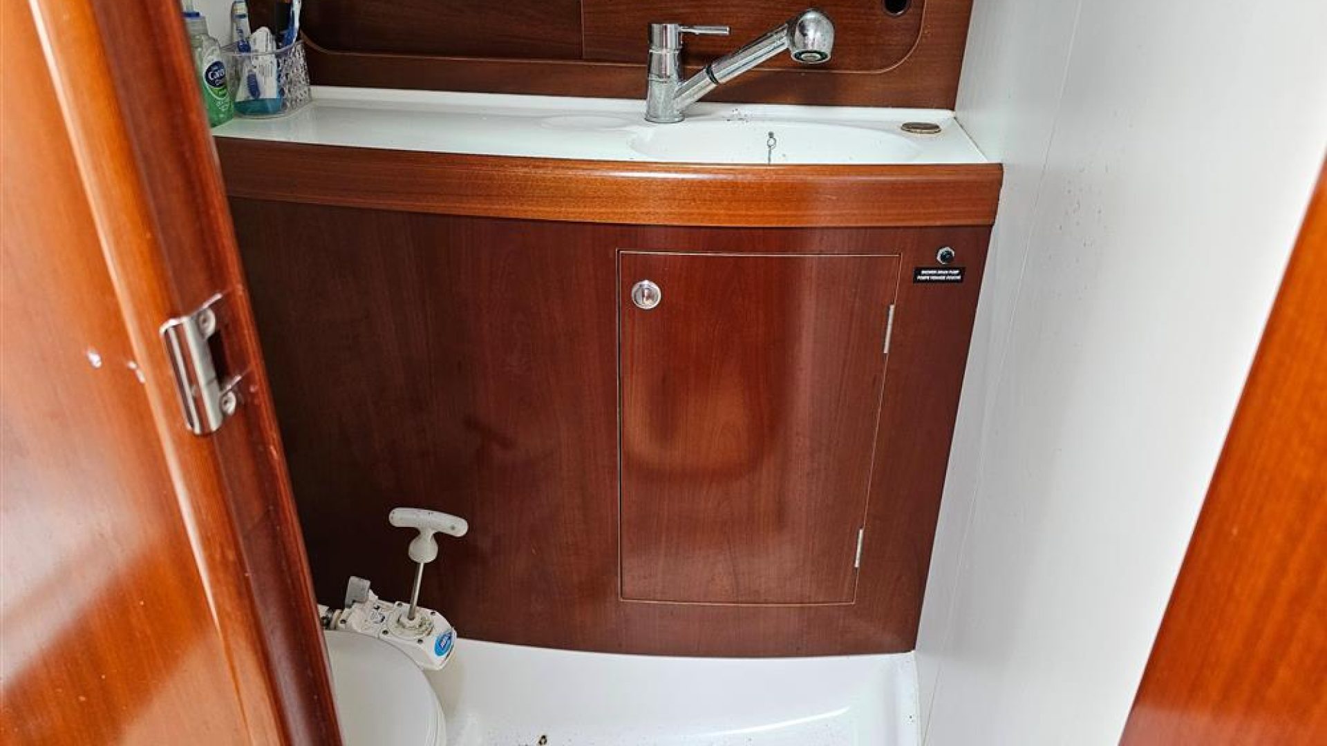 Beneteau Antares 9