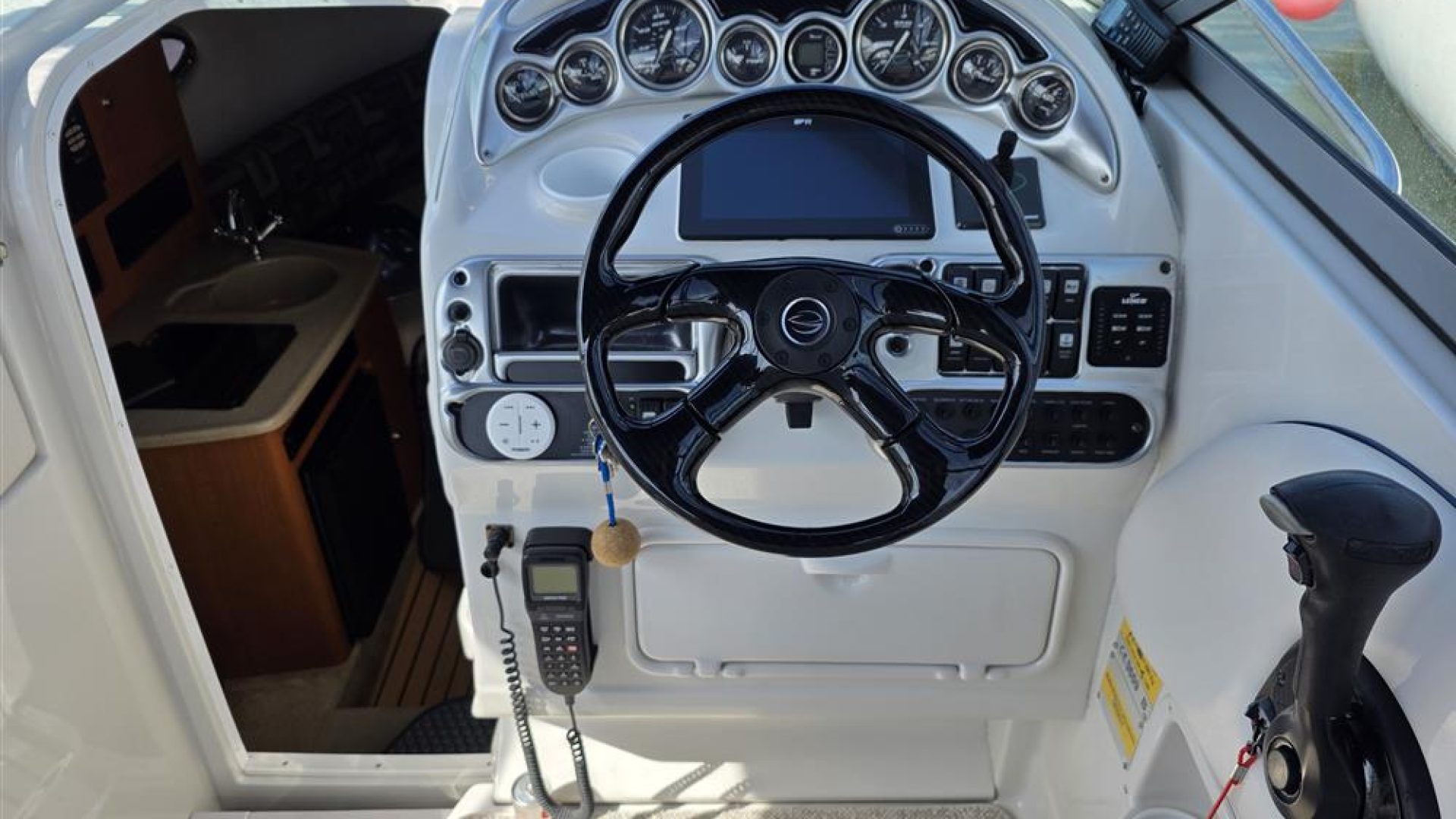 Crownline 250 CR