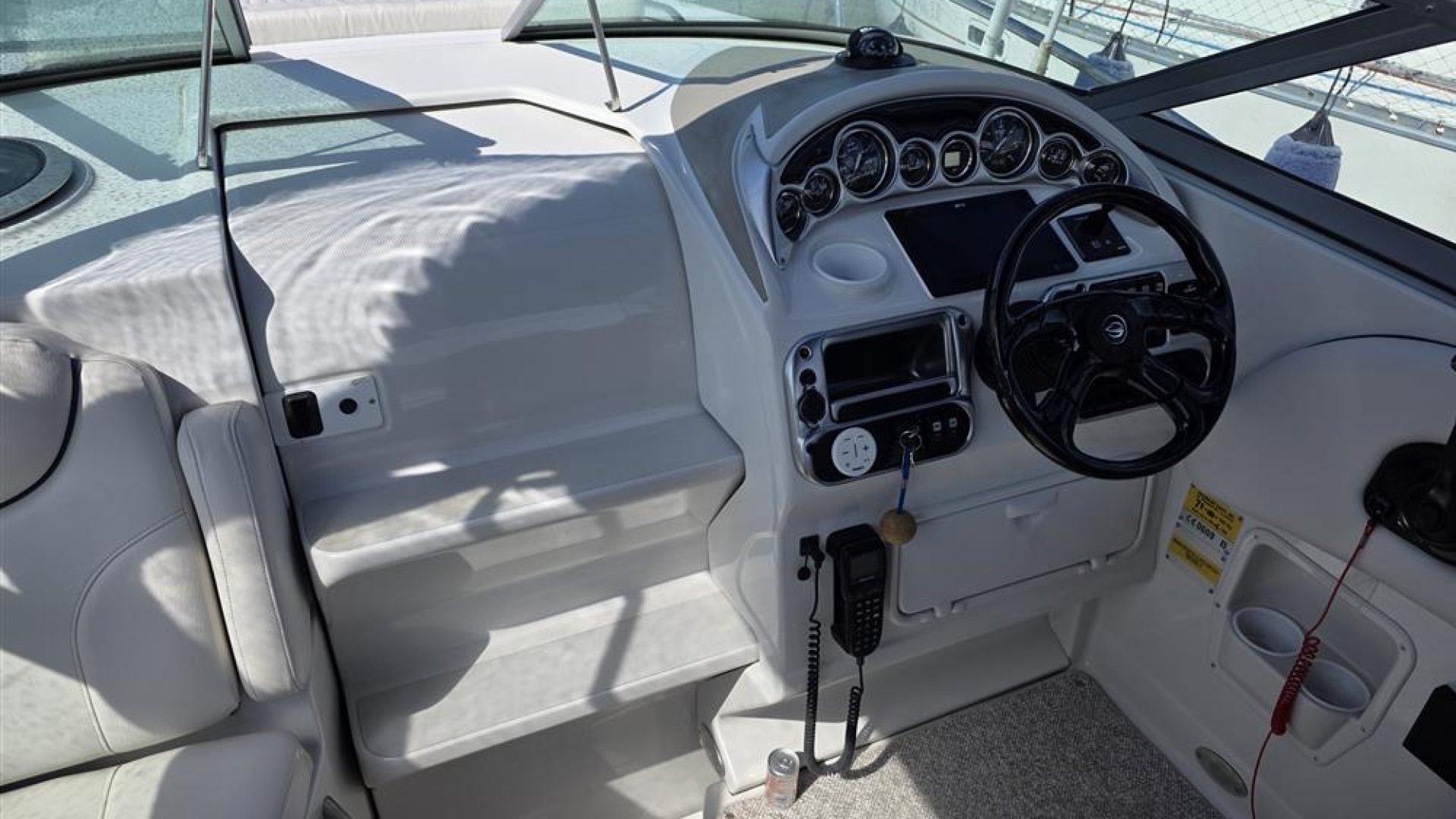Crownline 250 CR