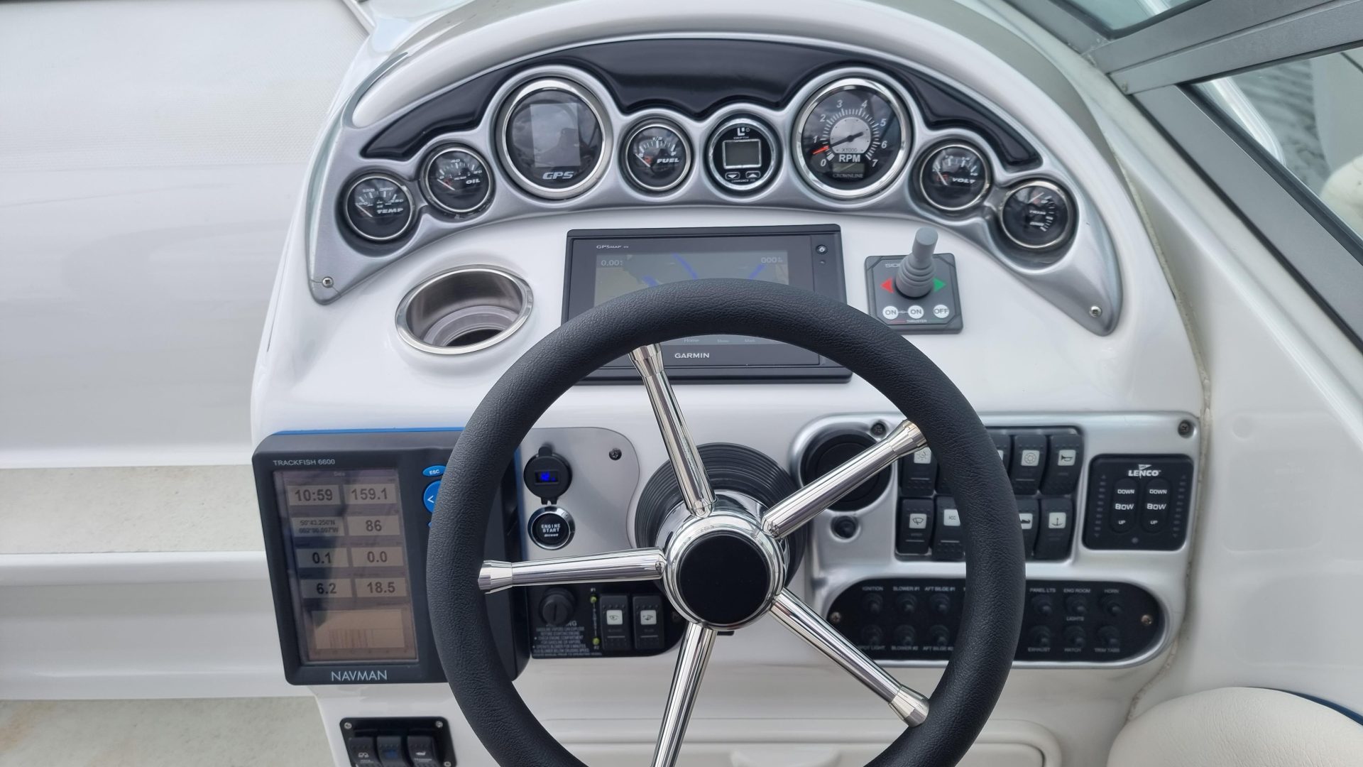 Crownline 270 CR