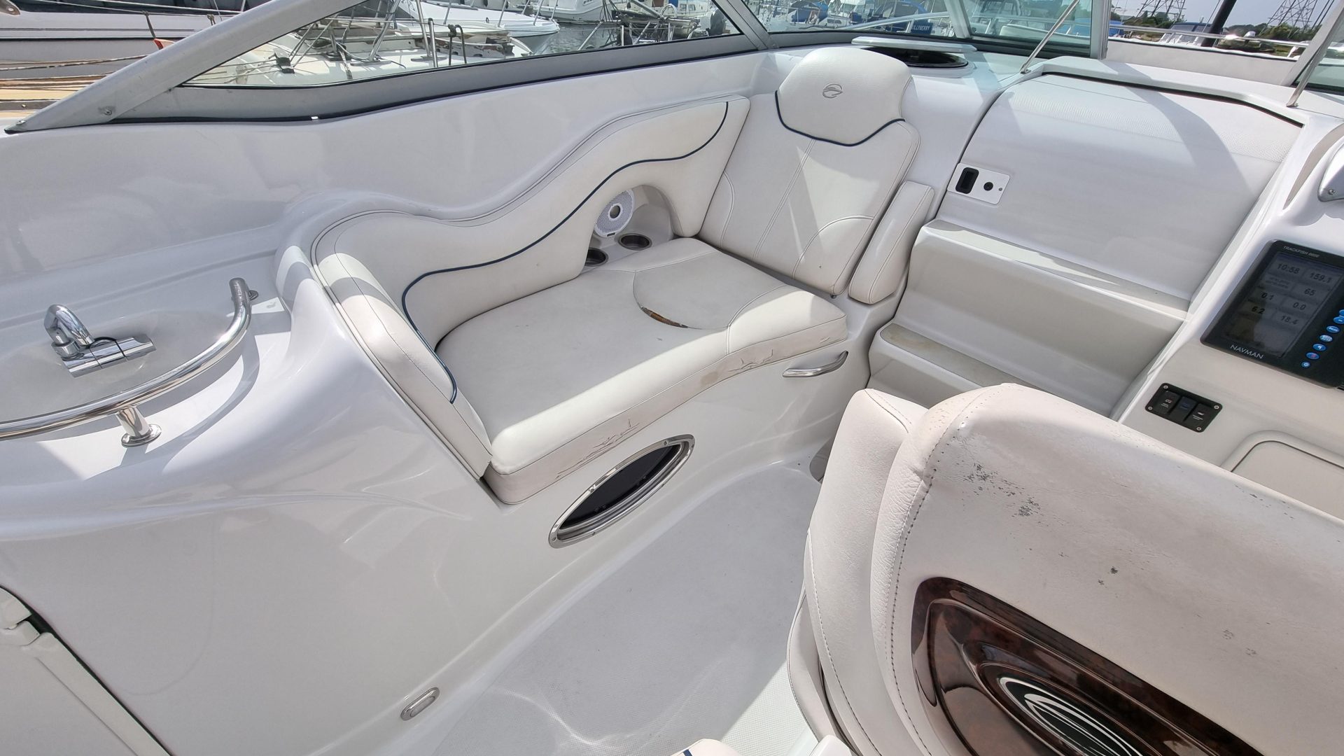 Crownline 270 CR
